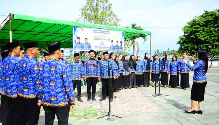 Paduan Suara Korpri Banggai Laut Tampil Memukau Pada Peringatan HUT Korpri Ke-52 Tahun