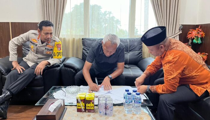 Pengamanan Pilkada 2024, Bupati Sofyan Kaepa dan Kapolres Bangkep Teken NPHD