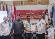 KPU Banggai Laut Tetapkan Bakal Paslon Perseorangan H. Rusli Banun dan Rasis Abdullah Memenuhi Syarat