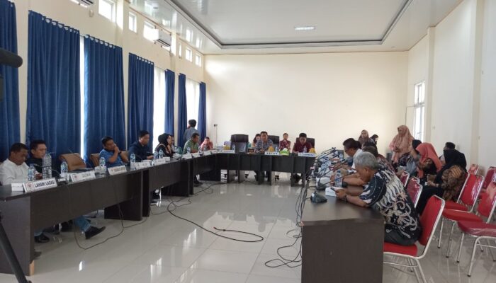Ketua DPRD Banggai Laut Patwan Kuba Soroti Data Dapodik