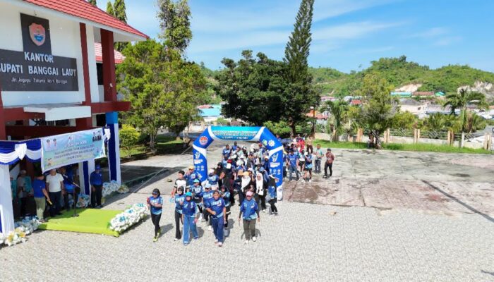 Dinkes PP dan KB Banggai Laut Gelar Fun Walk Semarakkan Hari Aktivitas Fisik Sedunia 2026